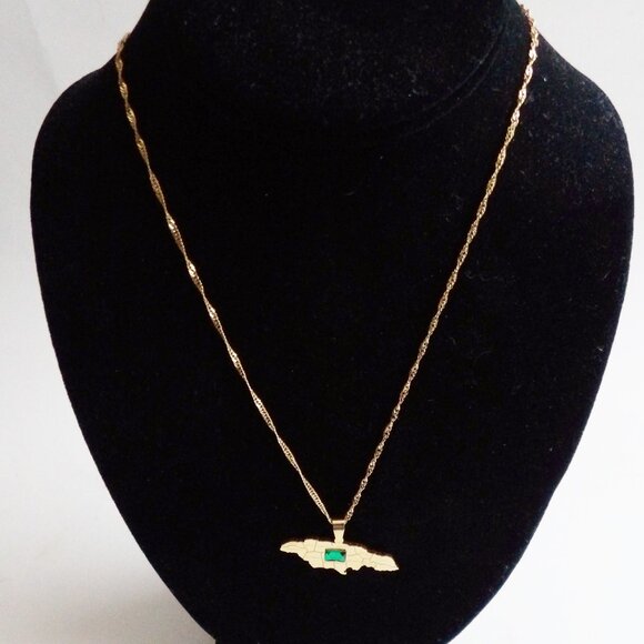 Jamaica Map Pendant Necklace Gold Tone with Green Stone - Picture 6 of 7